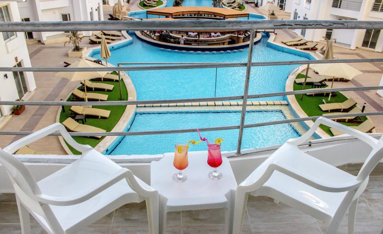 Aqua Palms Appart hôtel 3*